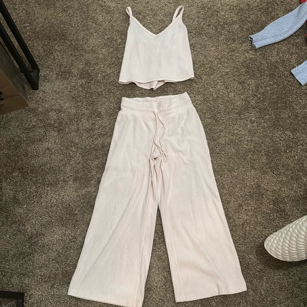 Cute lounge set